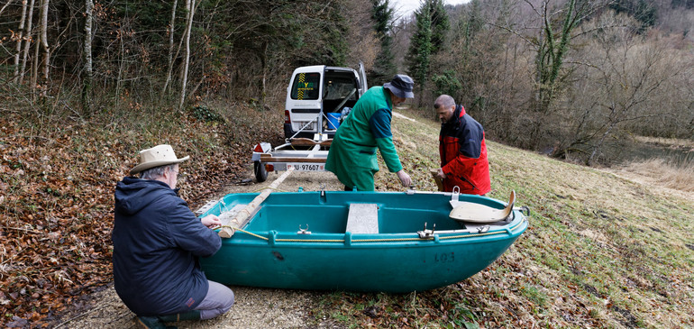 Nistkasten-Installation für die Enten